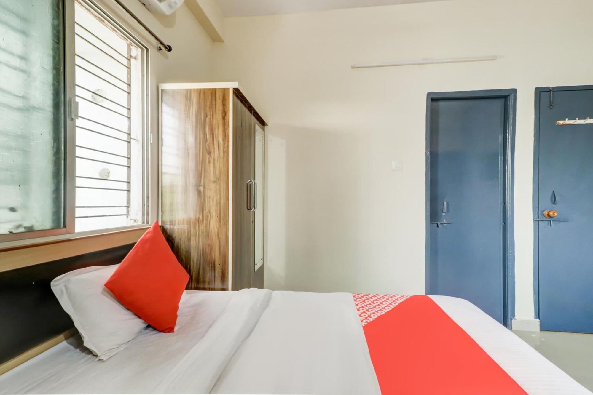 Hotel O The Crown Inn Nagpur Exterior photo
