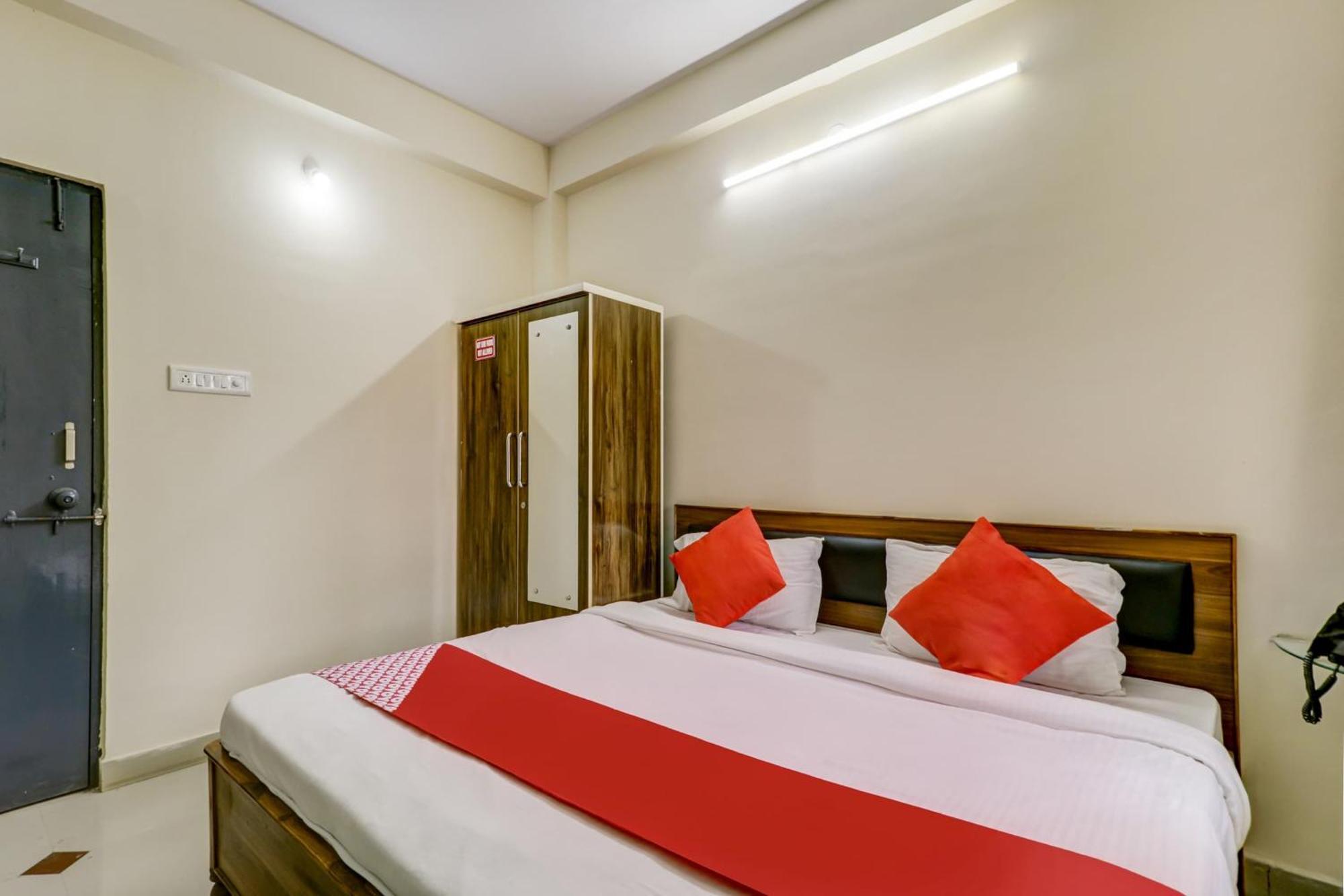 Hotel O The Crown Inn Nagpur Exterior photo